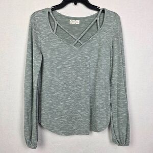 Maurices 24/7 Knit Top S Criss Cross Neck Green